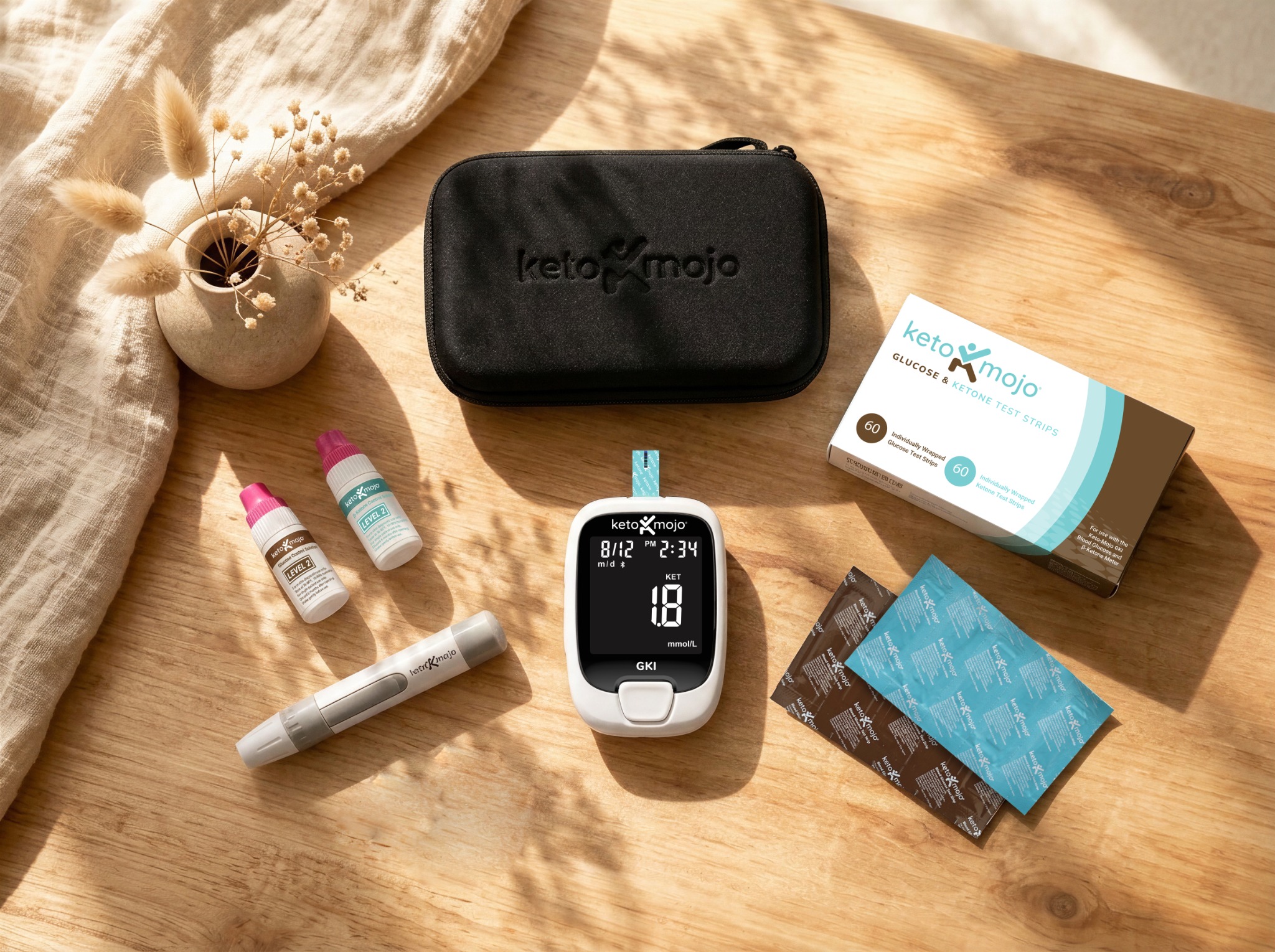 Keto-Mojo glucose and ketone meter with test strips and testing kit